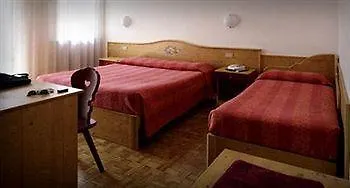 Miravalle-tre Cime Views Szálloda