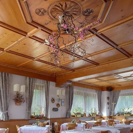 Miravalle-tre Cime Views Szálloda 3*